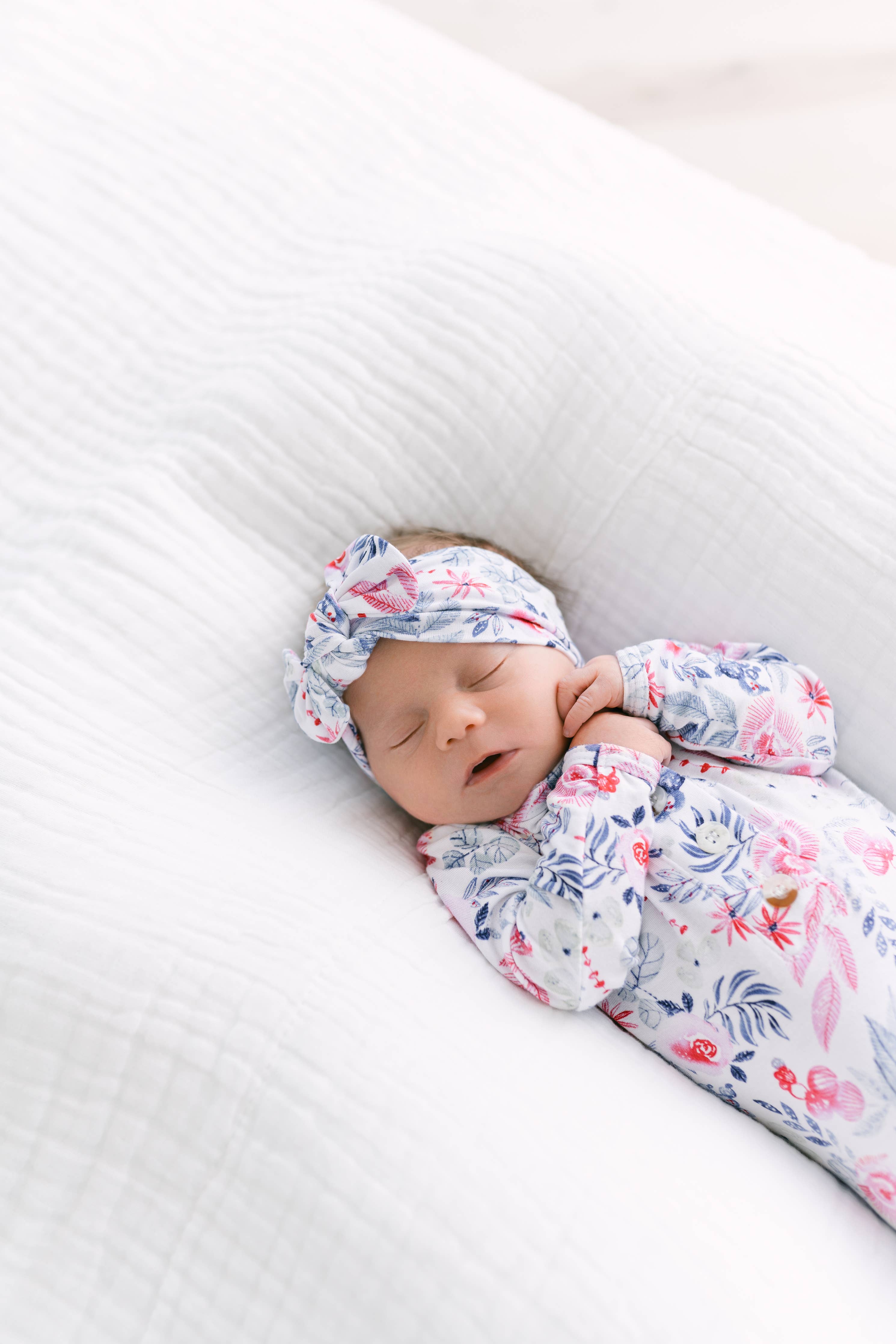 Newborn Knotted Baby Gown, Bow, Hat Set - Baby Clothes Girl: Pink