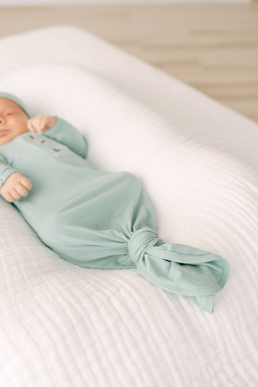 Newborn Clothing - Baby Gown and Hat Sets - Baby Clothing: Baby Blue