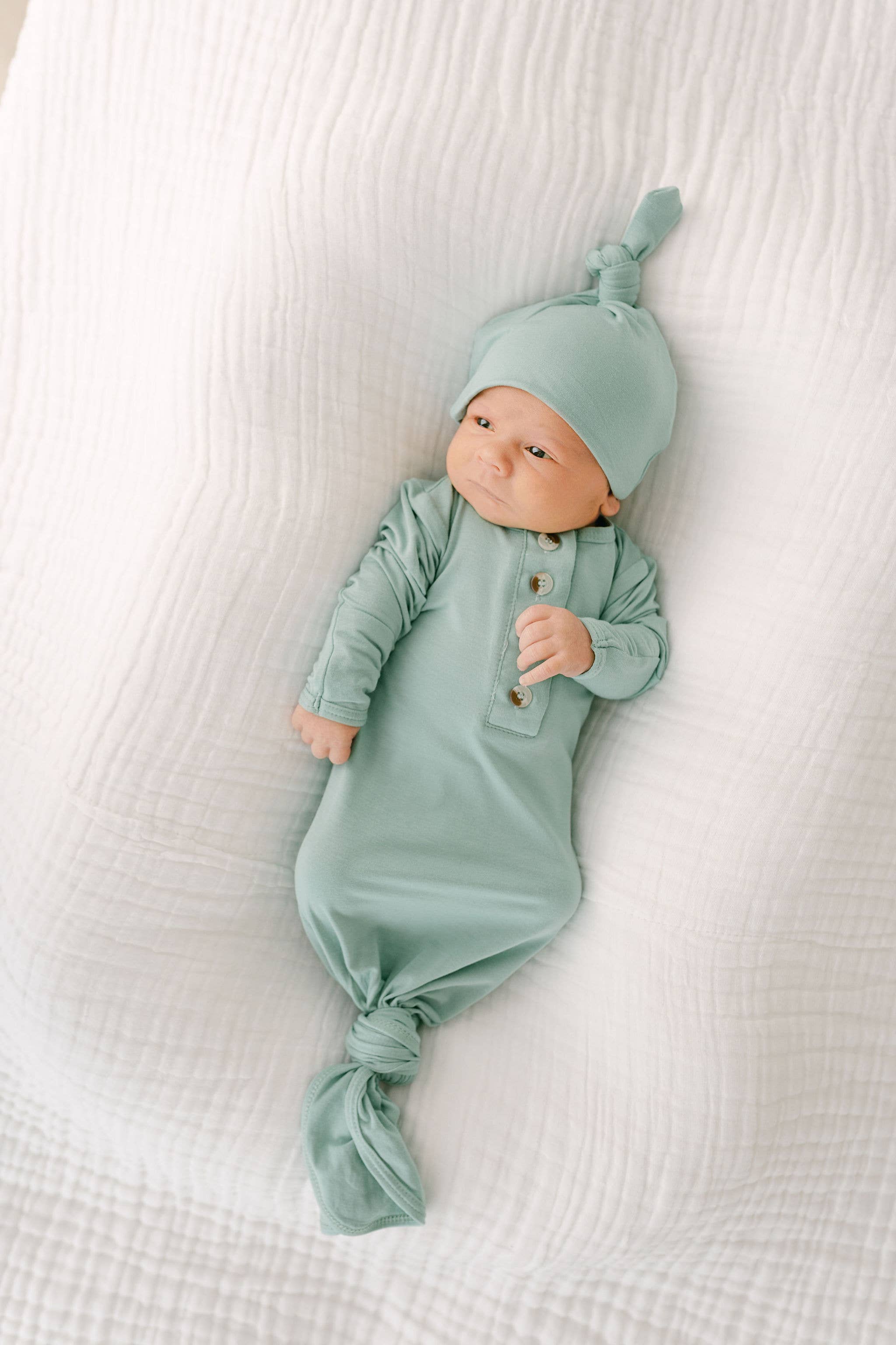 Newborn Clothing - Baby Gown and Hat Sets - Baby Clothing: Baby Blue